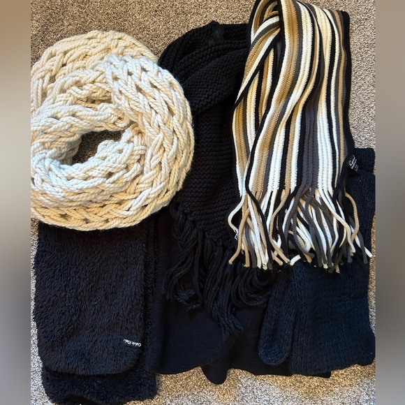 Black white brown tan, neutral colors, scarf, bundle of five - Picture 1 of 8